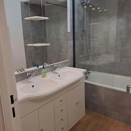 Appartement Residence Les Dryades Avec Vue Montagne Gérardmer Buitenkant foto