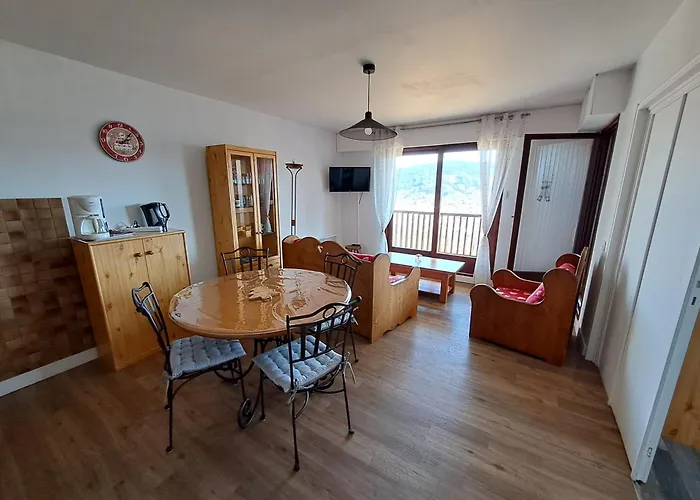 Appartement Residence Les Dryades Avec Vue Montagne